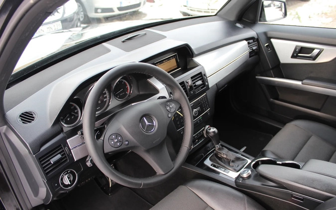 Mercedes-Benz GLK cena 57900 przebieg: 260435, rok produkcji 2012 z Dębno małe 562